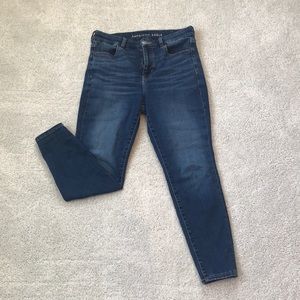 American Eagle Curvy Hi-Rise Jegging